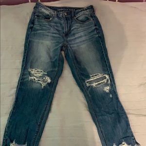 American Eagle tomgirl jeans